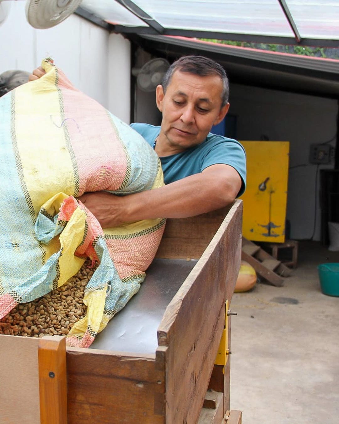 Colombia: Galeras Sugarcane Decaf - Loom Coffee Co