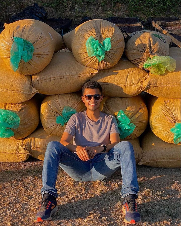 El Salvador: Los Pirineos Honey Bourbon - Loom Coffee Co.